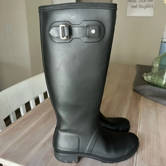 Hunter Boots - Picture 3 of 6